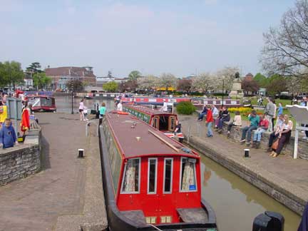 Canal barges in Stratford Upon Avon