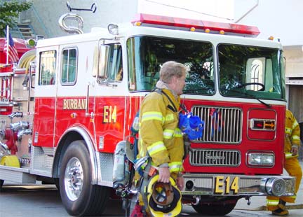 Burbank E14 on scene