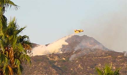 super scooper dropping water